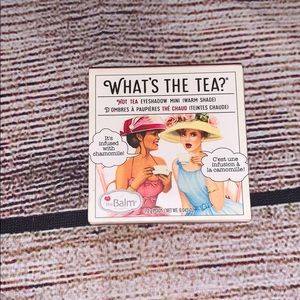 The Balm What’s The Tea Eyeshadow in Hot Tea